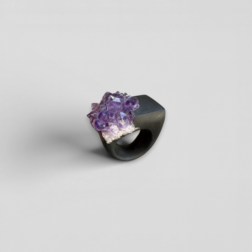 BLACK AMETHYST SQUARE