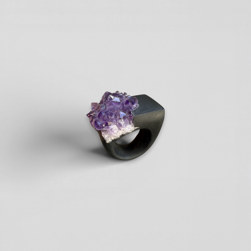 BLACK AMETHYST SQUARE